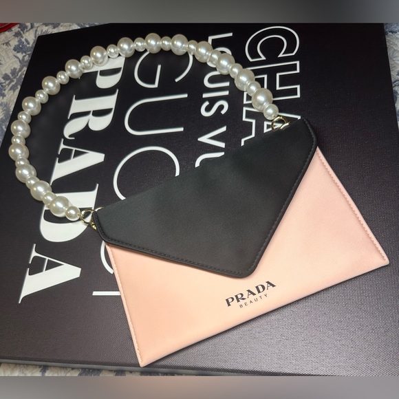 PRADA Beauty bag - Picture 1 of 4